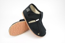 Detské inovatívne papuče RAK 100015-4 - Čierna